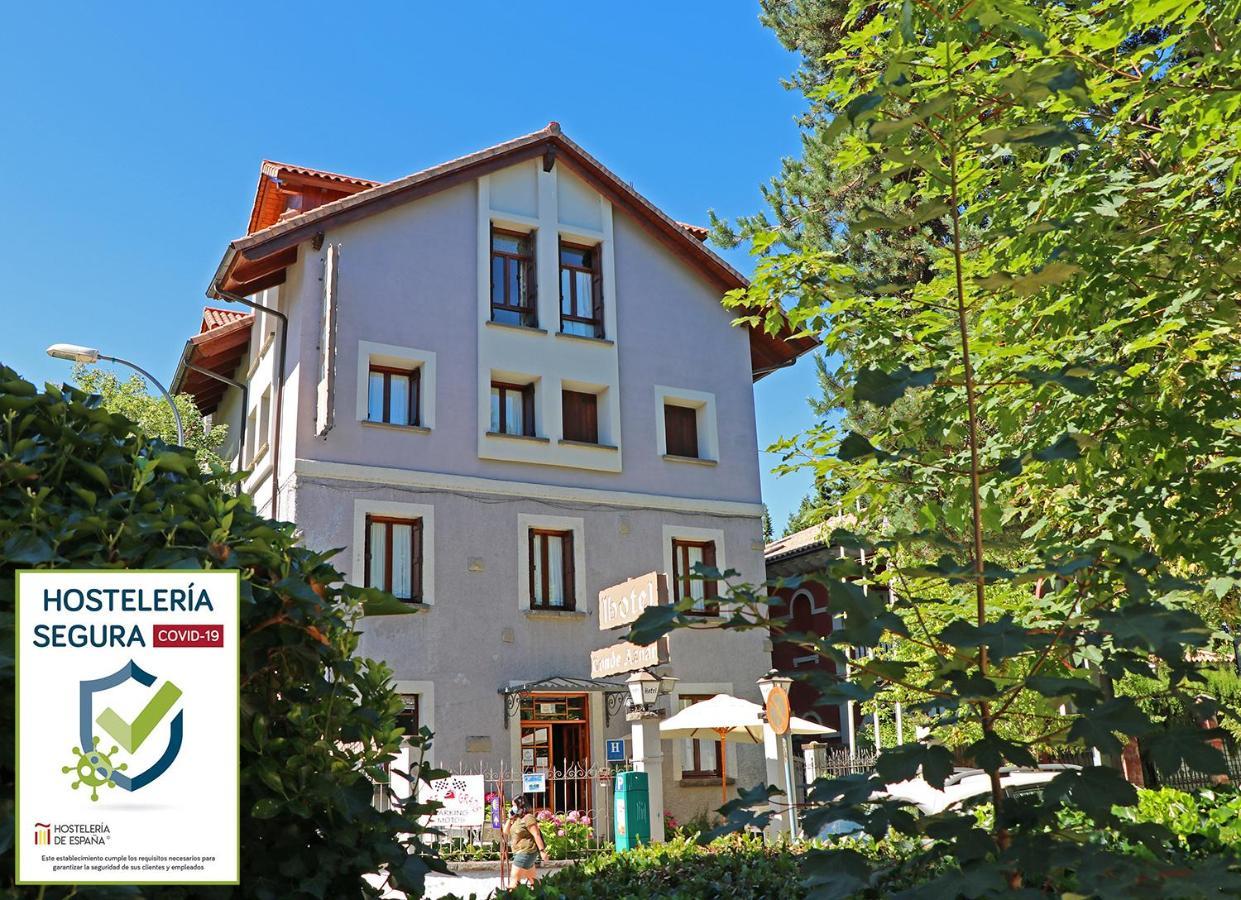 Conde Aznar Hotel Jaca Luaran gambar