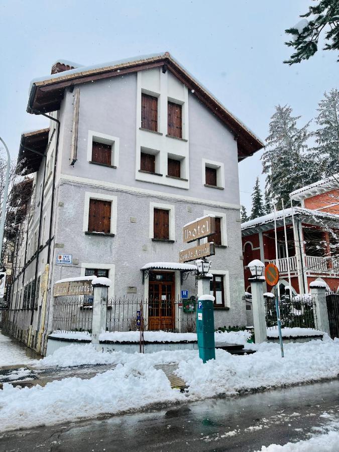 Conde Aznar Hotel Jaca Luaran gambar