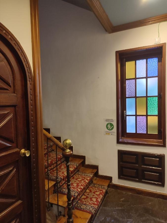Conde Aznar Hotel Jaca Luaran gambar