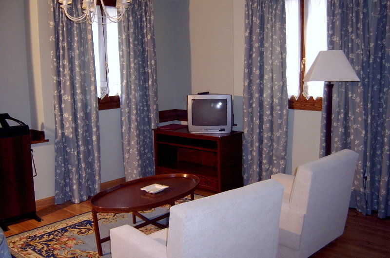 Conde Aznar Hotel Jaca Luaran gambar